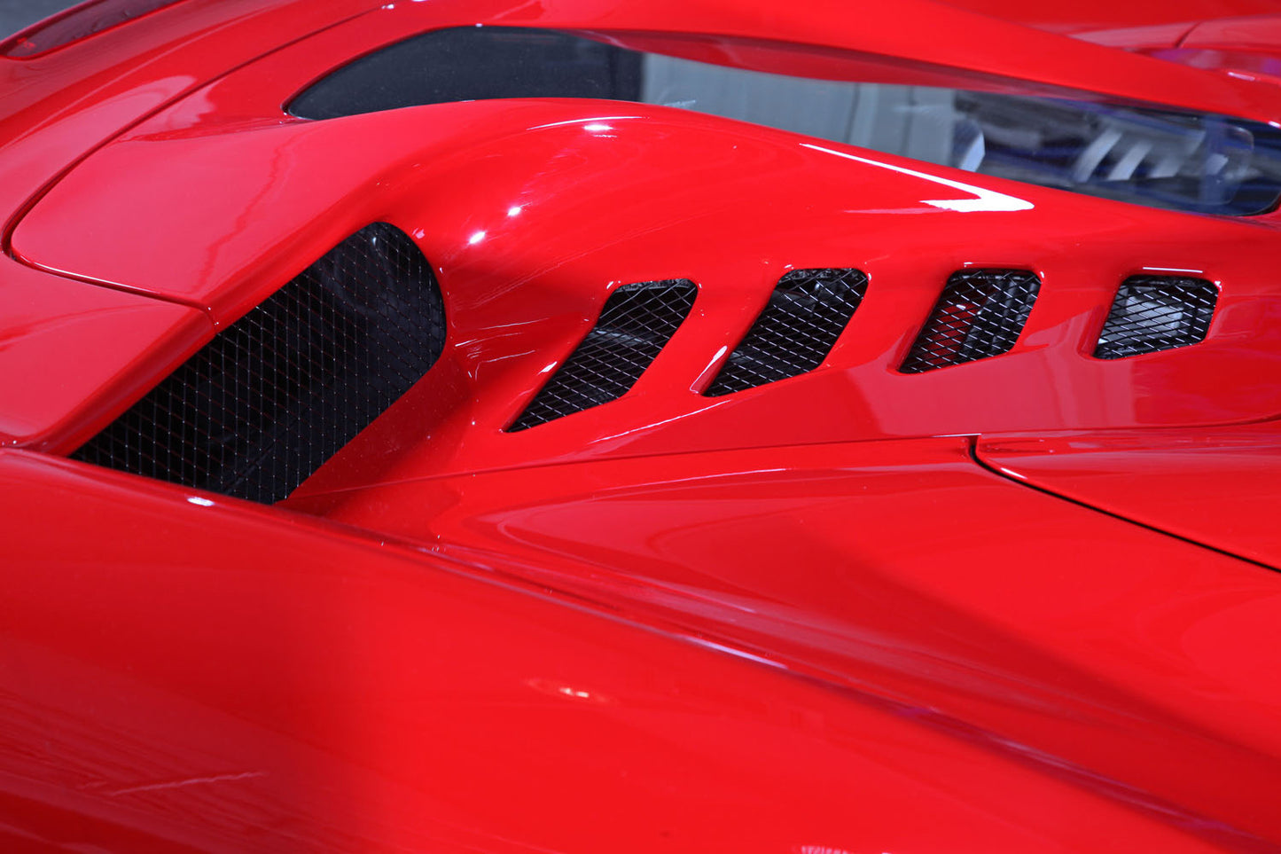 
                  
                    Ferrari 458 Spider - Carbon and Glass Bonnet (Raw)
                  
                