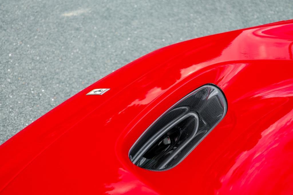 
                  
                    Ferrari F8 - Carbon Fiber Front air vents (2 Pieces)
                  
                