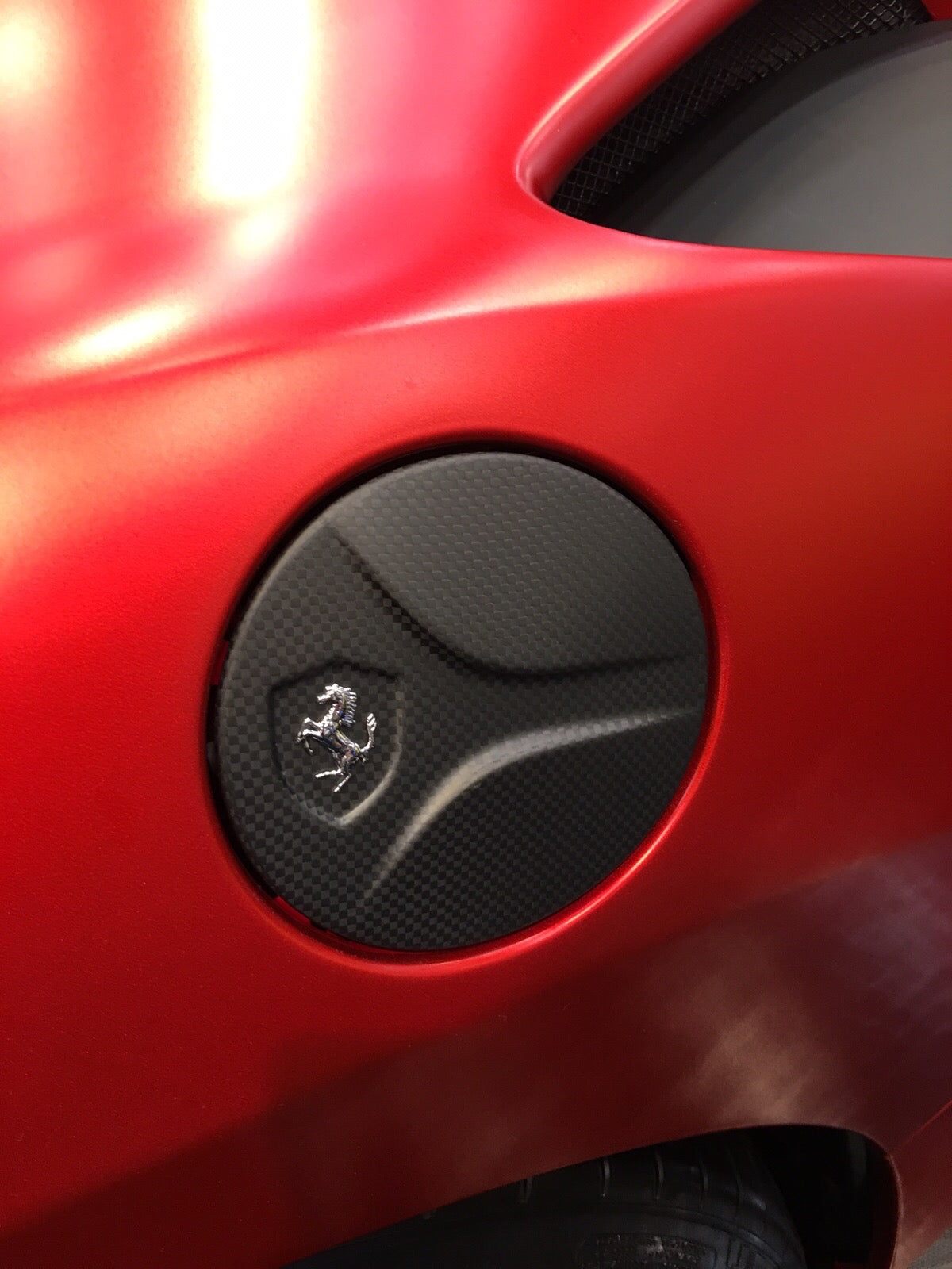 
                  
                    Ferrari 488 - Carbon Gas Cap (Matte)
                  
                