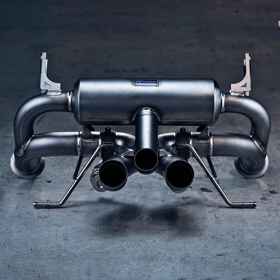 
                  
                    Lamborghini Aventador S LP740-4  (Titanium) Exhaust System
                  
                