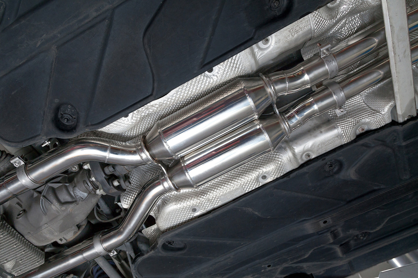 
                  
                    Mercedes AMG C63 (W204) - Middle Silencer (for CAPRISTO)
                  
                