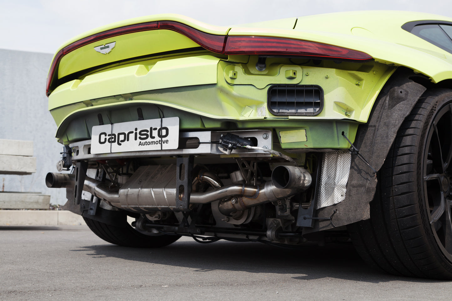 
                  
                    Aston Martin New Vantage/AMR - Valved Exhaust with Carbon Tips (CES3)
                  
                