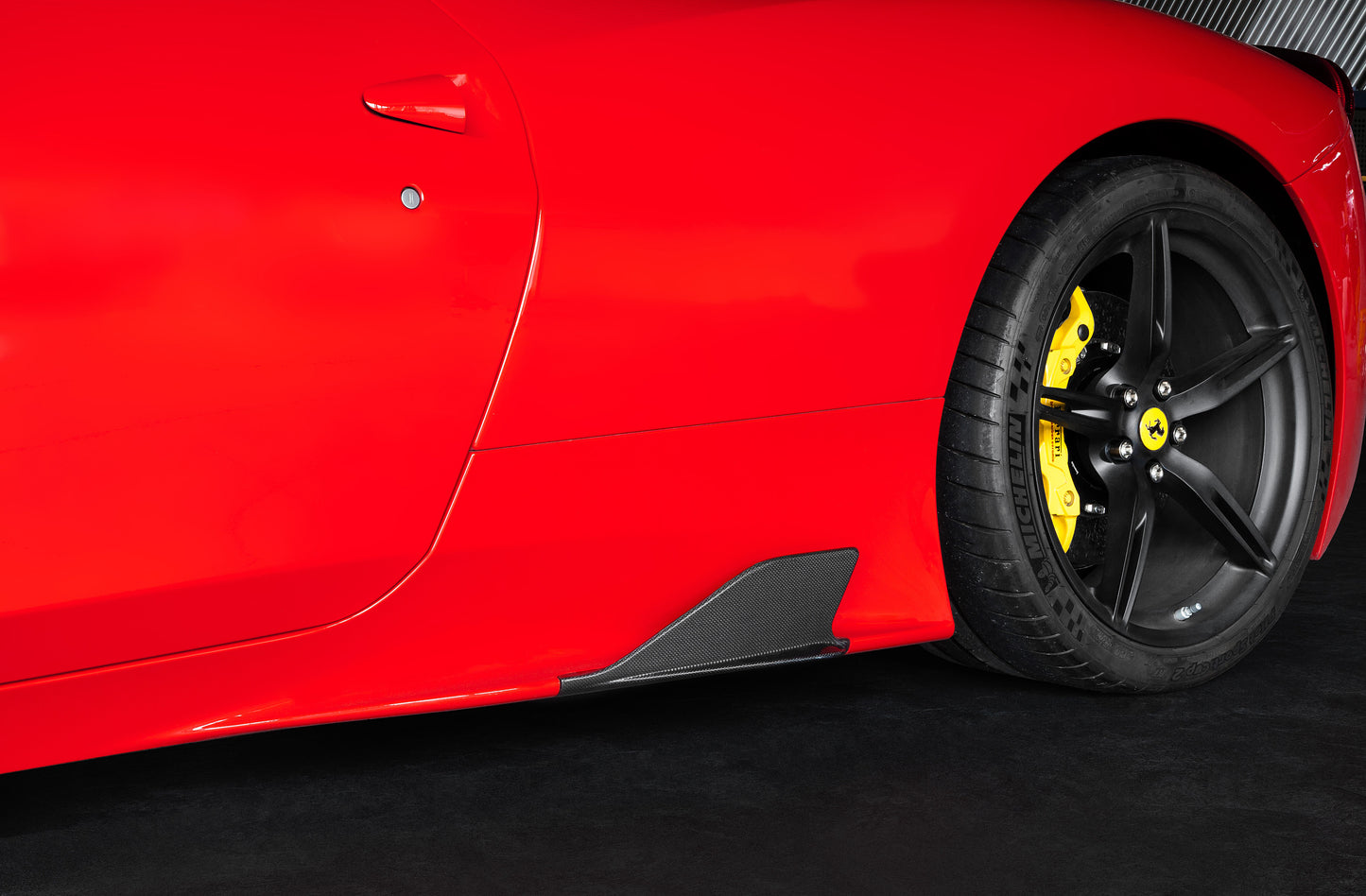 
                  
                    Ferrari 458 Speciale - Carbon Side Fins
                  
                