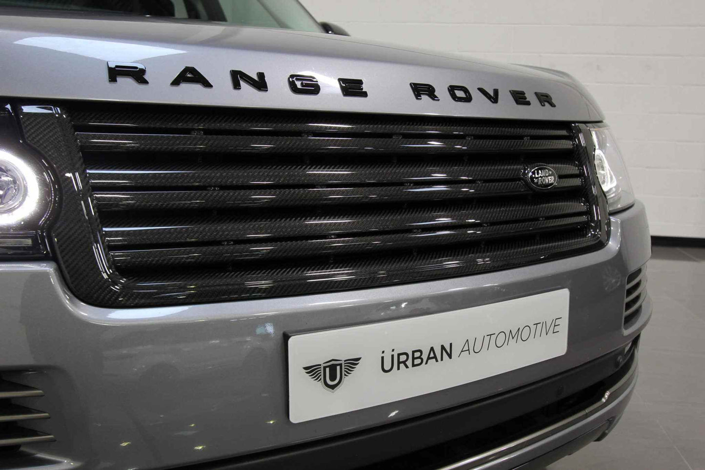 
                  
                    URBAN Automotive Carbon Fibre Autograph Grille for Range Rover Vogue
                  
                